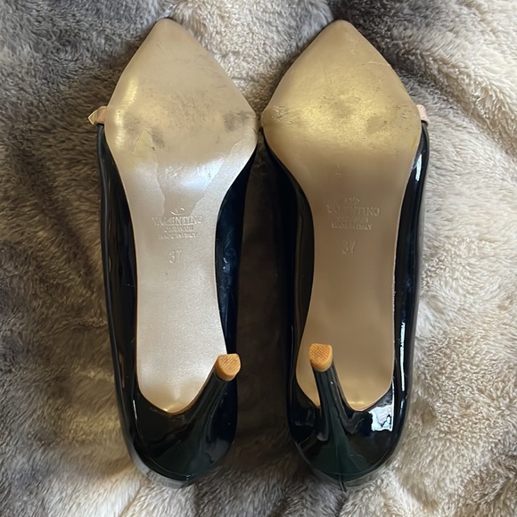 Valentino Garavani Heels - Picture 4 of 6